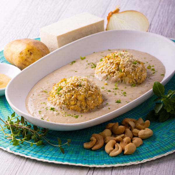 Not-Turkey Patties w Herby Cashew Gravy