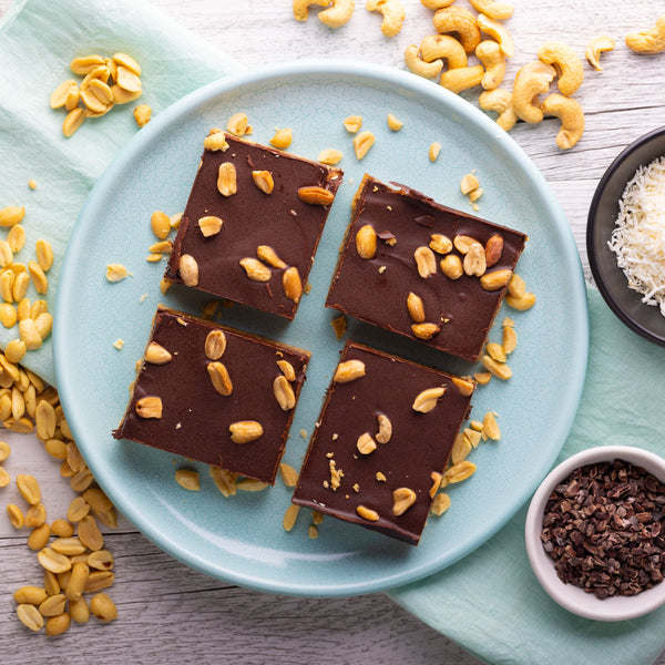 Snickers-like Slice (2 pieces)
