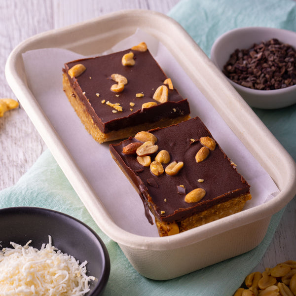 Snickers-like Slice (2 pieces)